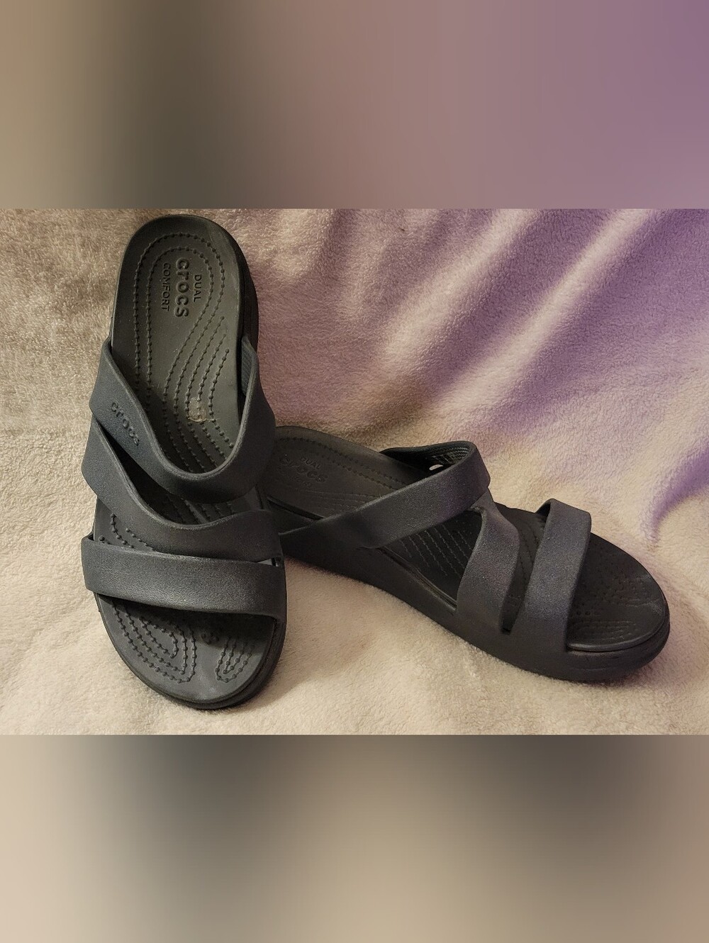 CROCS Women’s Black Triple-Strap Slide Sandals Size 8